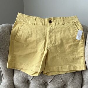 GAP 5" shorts New with tag.  Size 6, 5" inseam